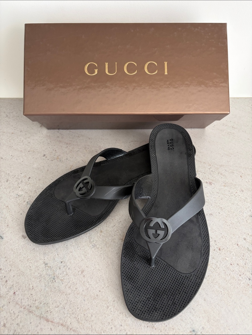 Gucci Black Rubber Sandals w/ Logo Size 41